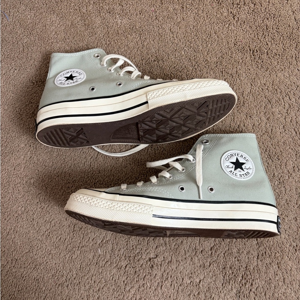 Converse All Star High-Tops in Light Green and White